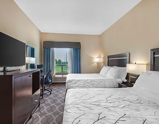 2 Queen Beds 2